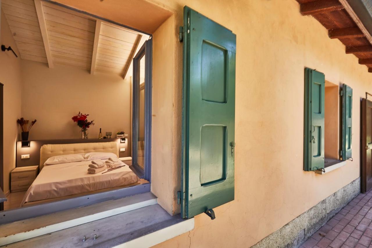 Carlotta Fiera Suite โบโลญญา ภายนอก รูปภาพ