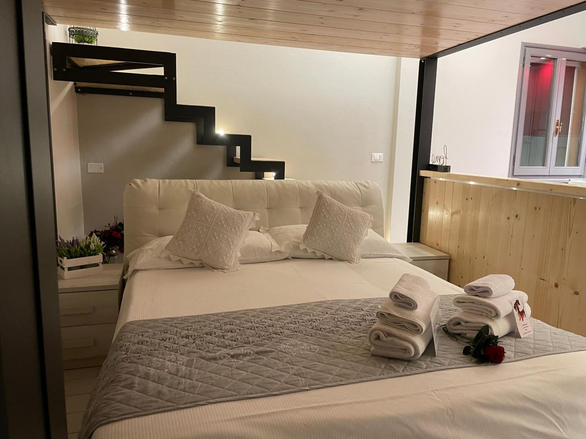 Carlotta Fiera Suite โบโลญญา ภายนอก รูปภาพ